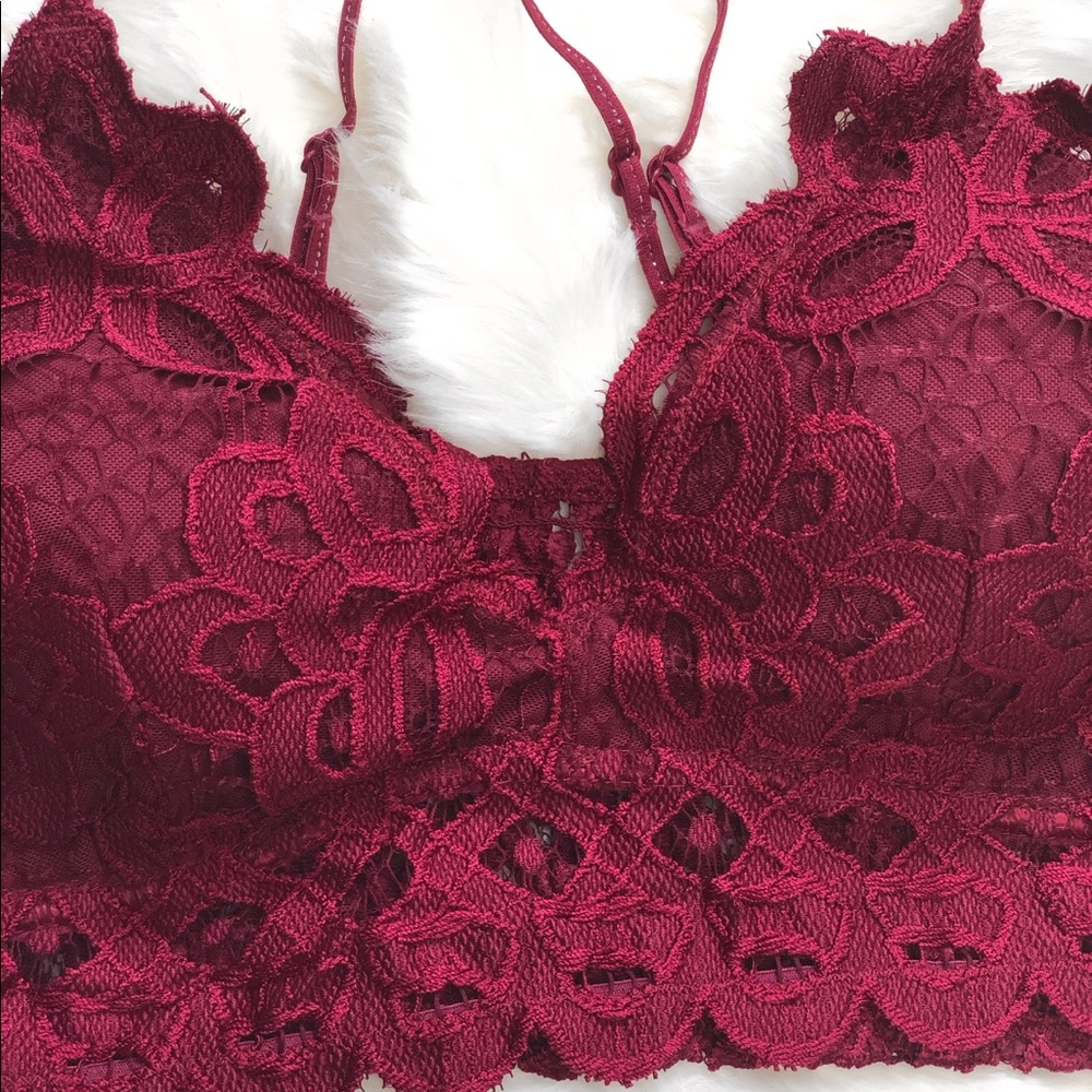 🆕 Lena Crochet Lace Bralette - Burgundy - Picture 3 of 8